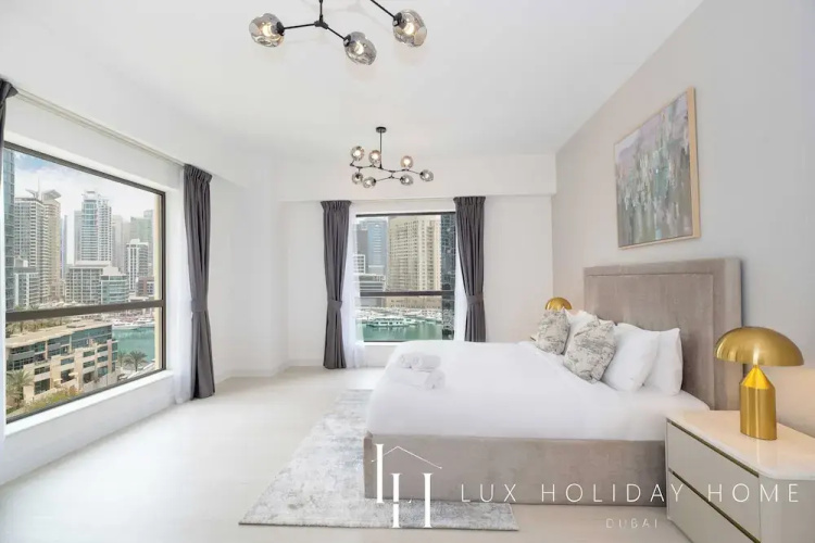 LUX  The Luxurious Central JBR Suite