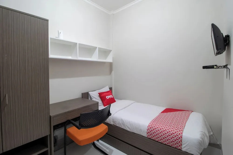 OYO 3253 Sofia Residence