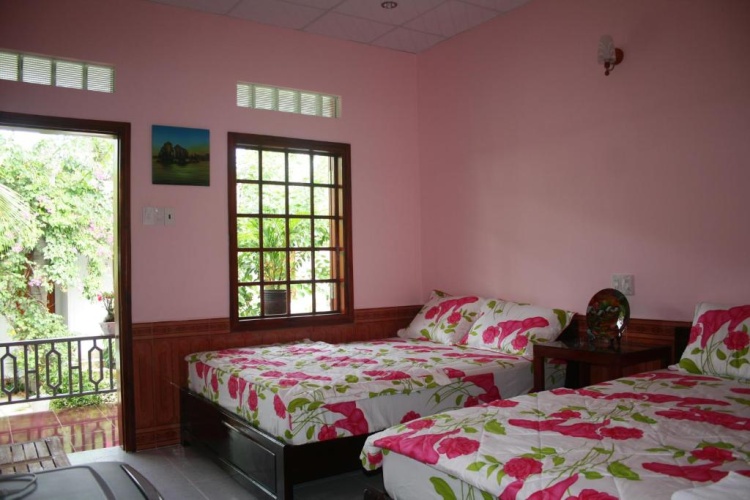 Standard Triple room