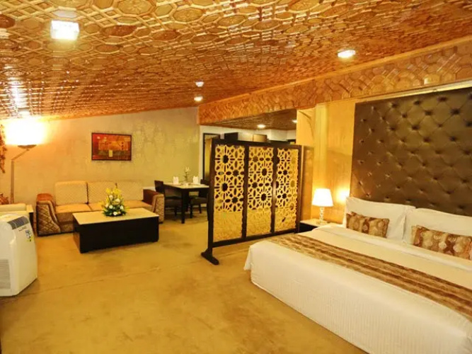 Batra Hotel & Residences