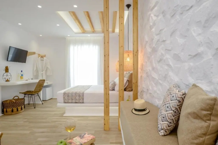 Superior Triple room
