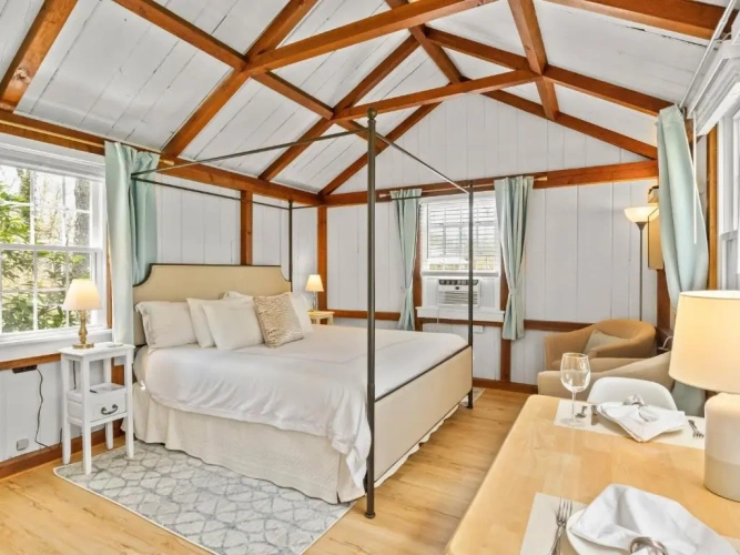 Deluxe Double Suite