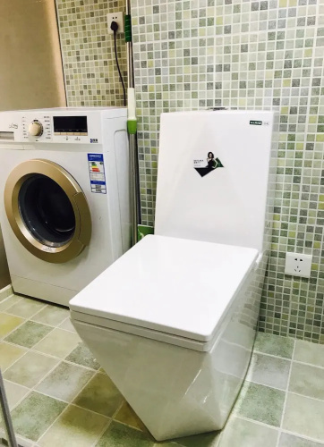 E-Home Self-Service Apartment