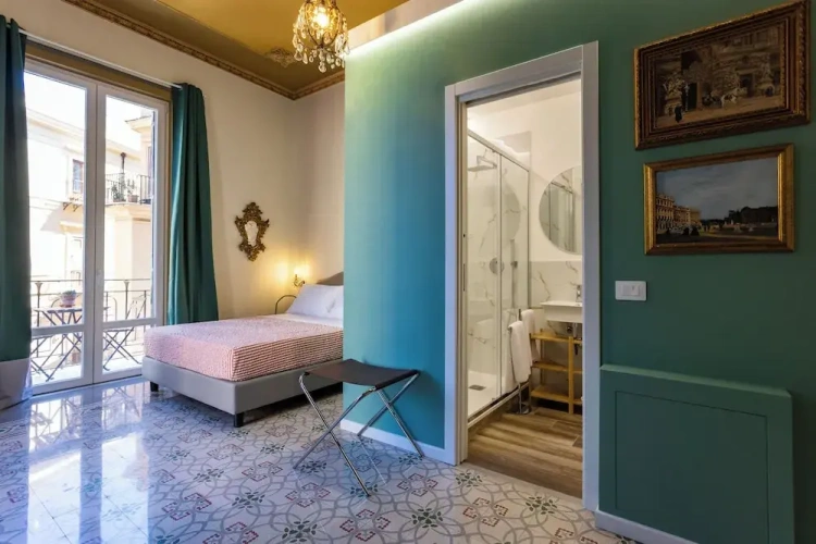 Superior Double room with balcony and with city view