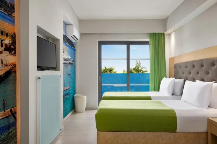 Standard Design Twin room