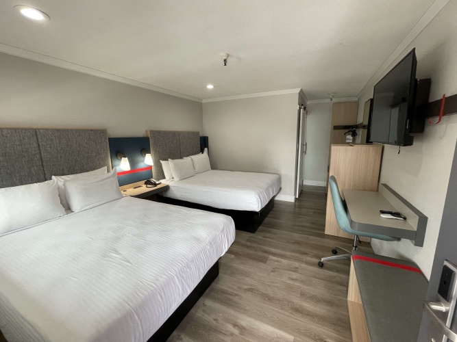 Standard Quadruple room