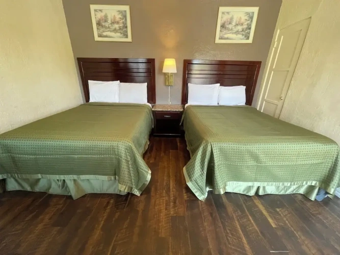 Deluxe Quadruple room