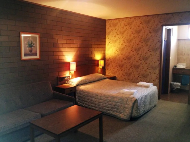 Century Motor Inn