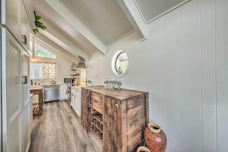 Unique & Modern Alto Home w/ Private Hot Tub!