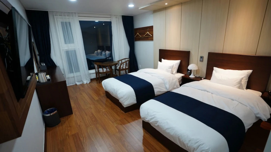 Ocean Spa HotelOver view