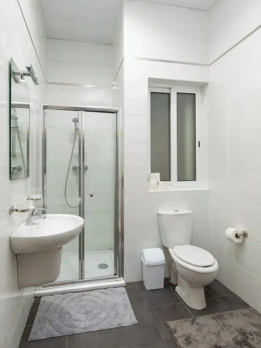 Modern 2 BR Apartment with AC - Near Sea