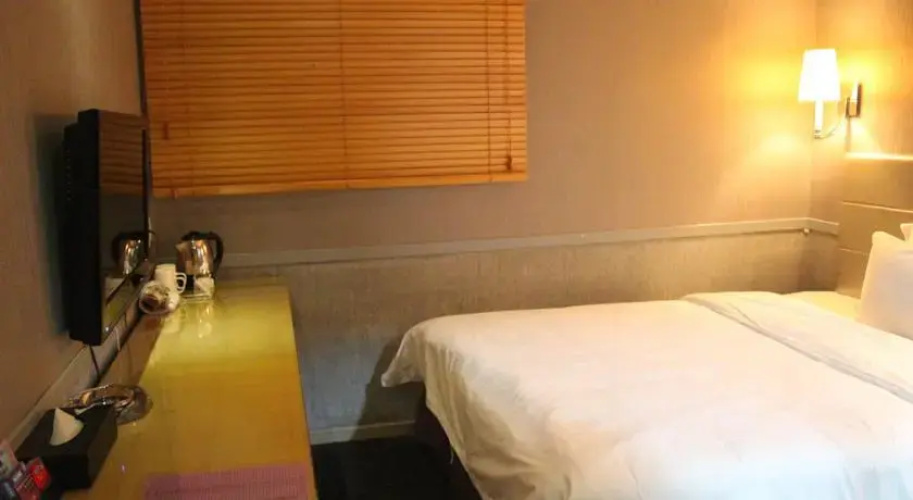 Leisurelyness Hotel