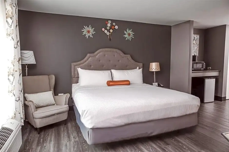 Double Suite