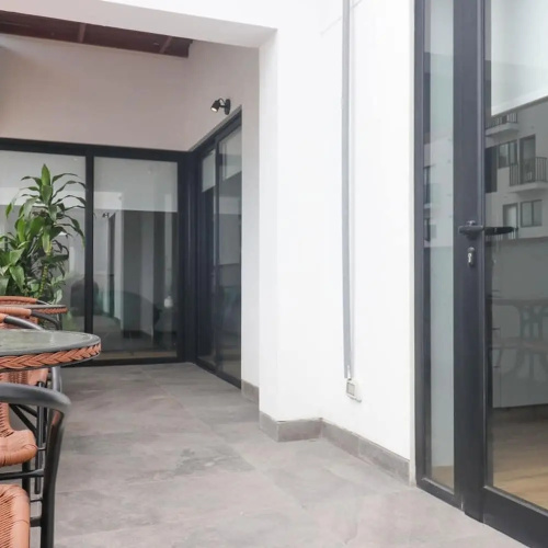 w Beautiful 2BR With Terrace in Miraflores