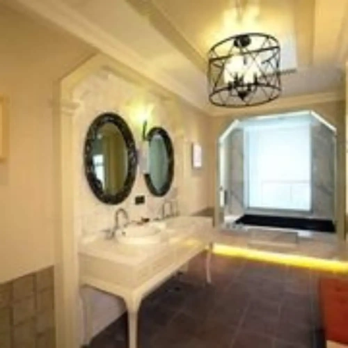 Premier room