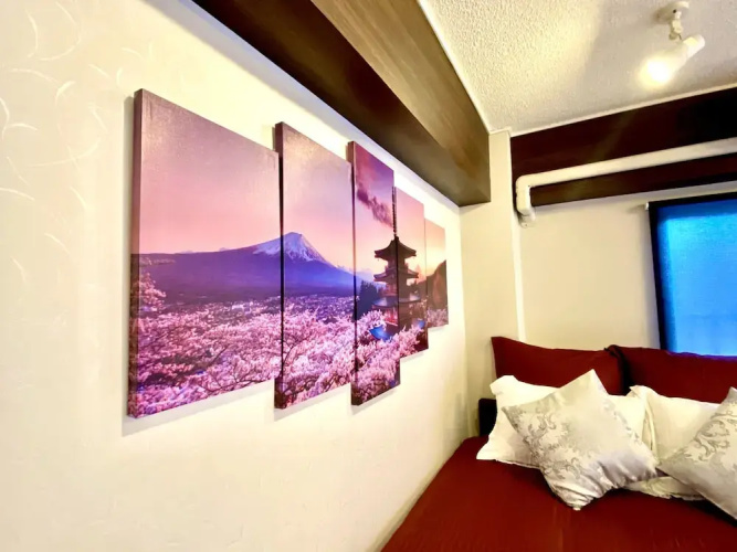 Chatan Tall House