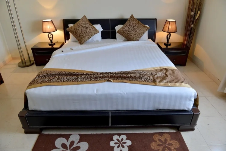 1 Bedroom Suite