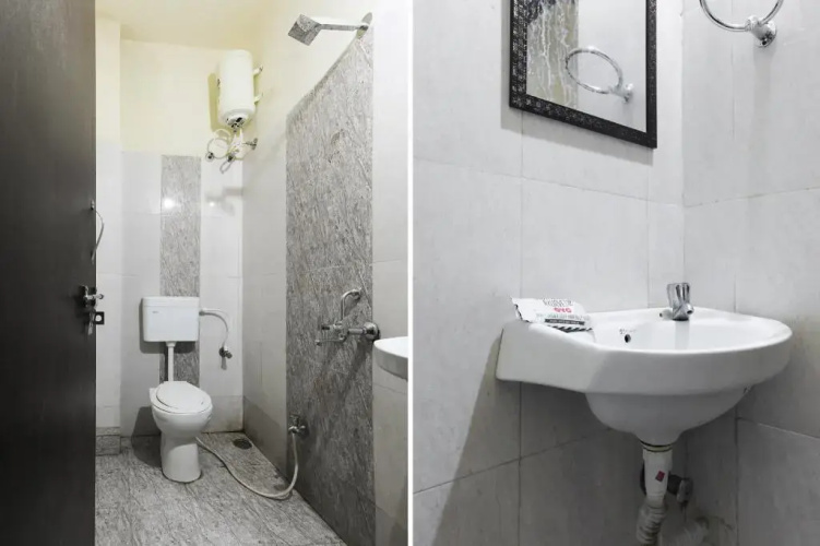 Anand Milan by OYO Rooms