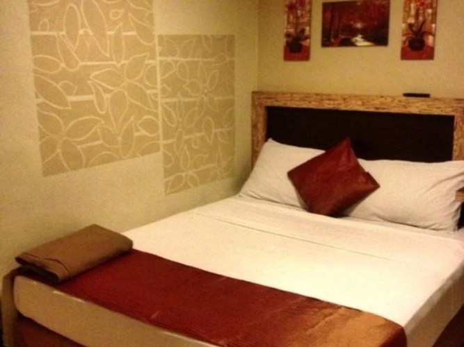 Mine Hotel