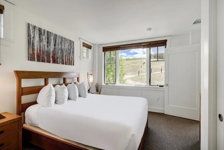4 Bedrooms Platinum room