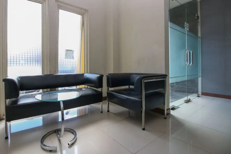 Airy Batu Meja Sirimau 12 Ambon