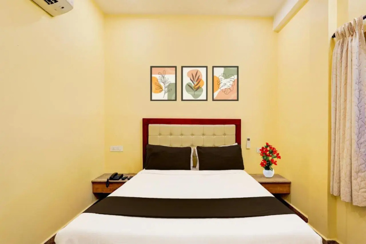 Treebo Prakasam Residency