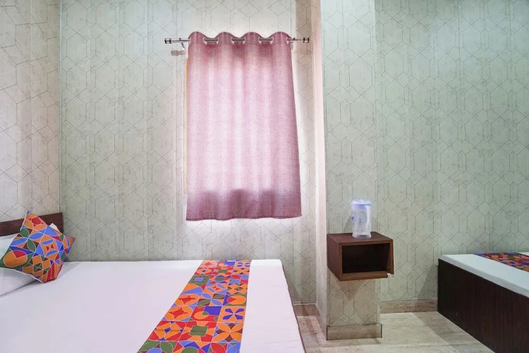 Fabhotel Rk Dham