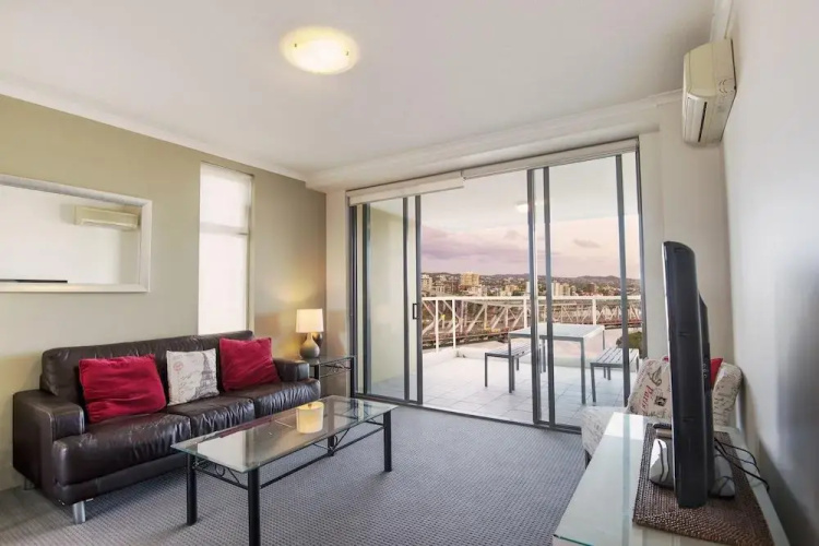 Astra Apartments Brisbane CBD