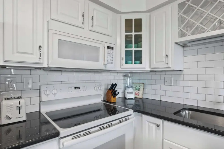 Assateague House 308 Downtown Bayfront Bliss