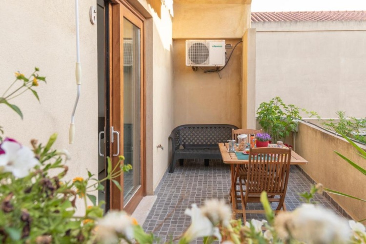2 Bedrooms Cottage
