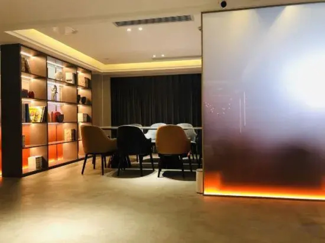 Sunyear Hotel