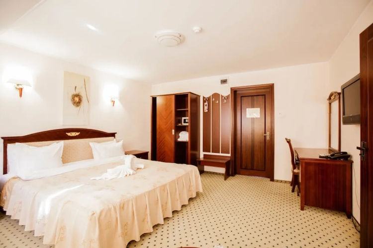 Q Resort and Spa Sacele