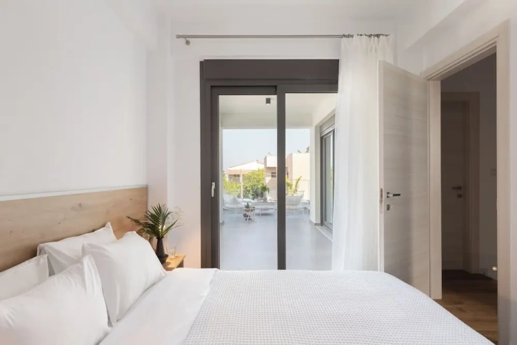 4 Bedrooms Luxury Villa with pool view