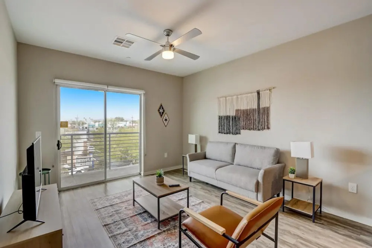 CozySuites at Vela Camelback