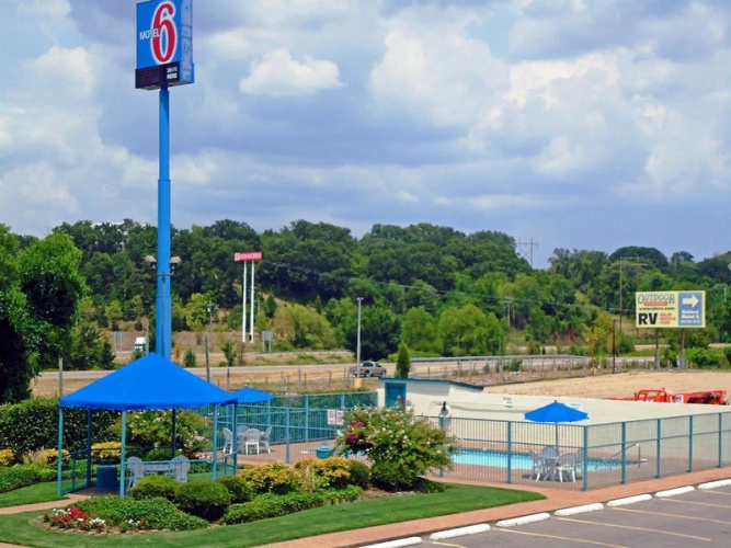 Motel 6 Van Buren Ar