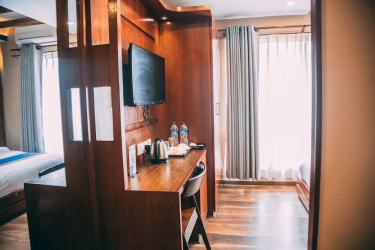 Himalayan Suite Hotel
