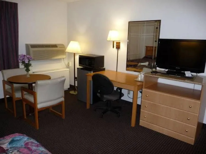 Budget Inn