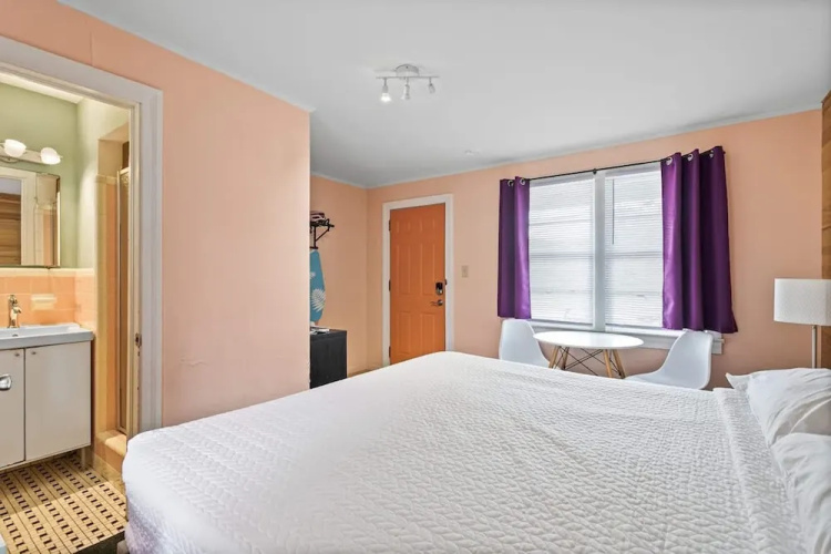 Retro Retreat- Updated 1950s Motel in St Augustine
