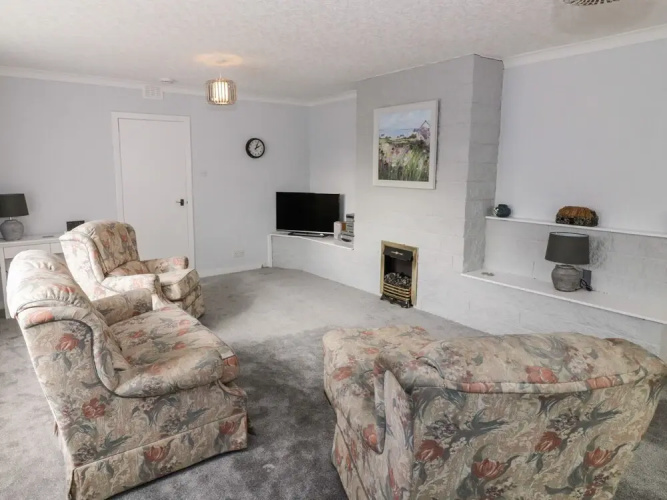 Honesty Cottage