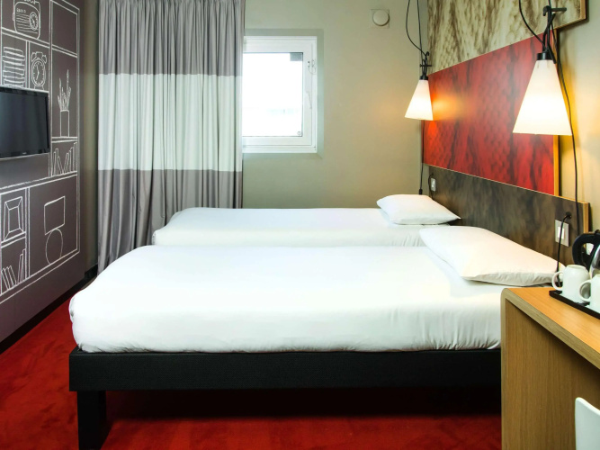 ibis Sheffield City