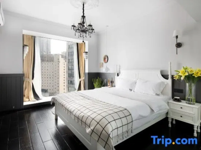3 Bedrooms Suite with balcony and with river view