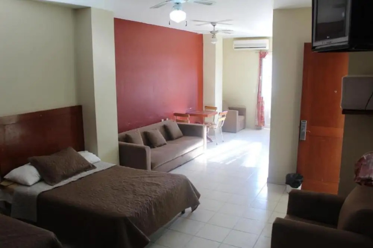Hotel Gina