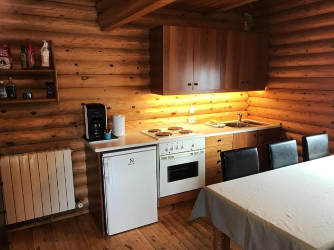 3 Bedrooms Cottage