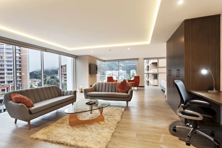 Premium Suite with balcony