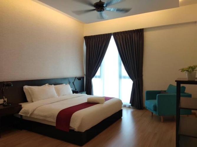 2 Bedrooms Apartment
