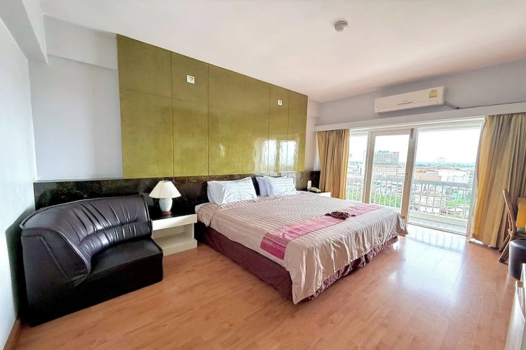 Deluxe Double room with balcony