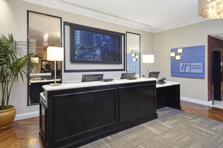 Hyatt Centric Chicago Magnificent Mile Over view