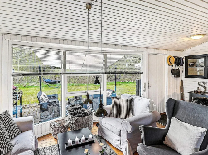 6 Person Holiday Home in Hals