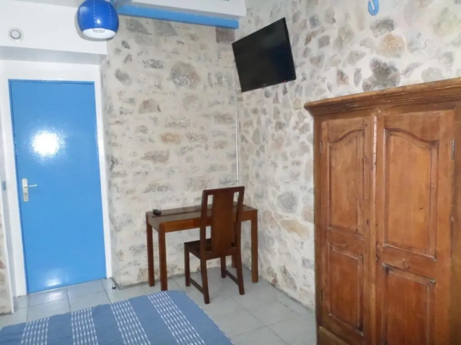 4 Bedrooms Double Villa