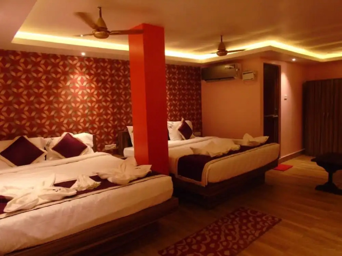 Hotel Runway Inn